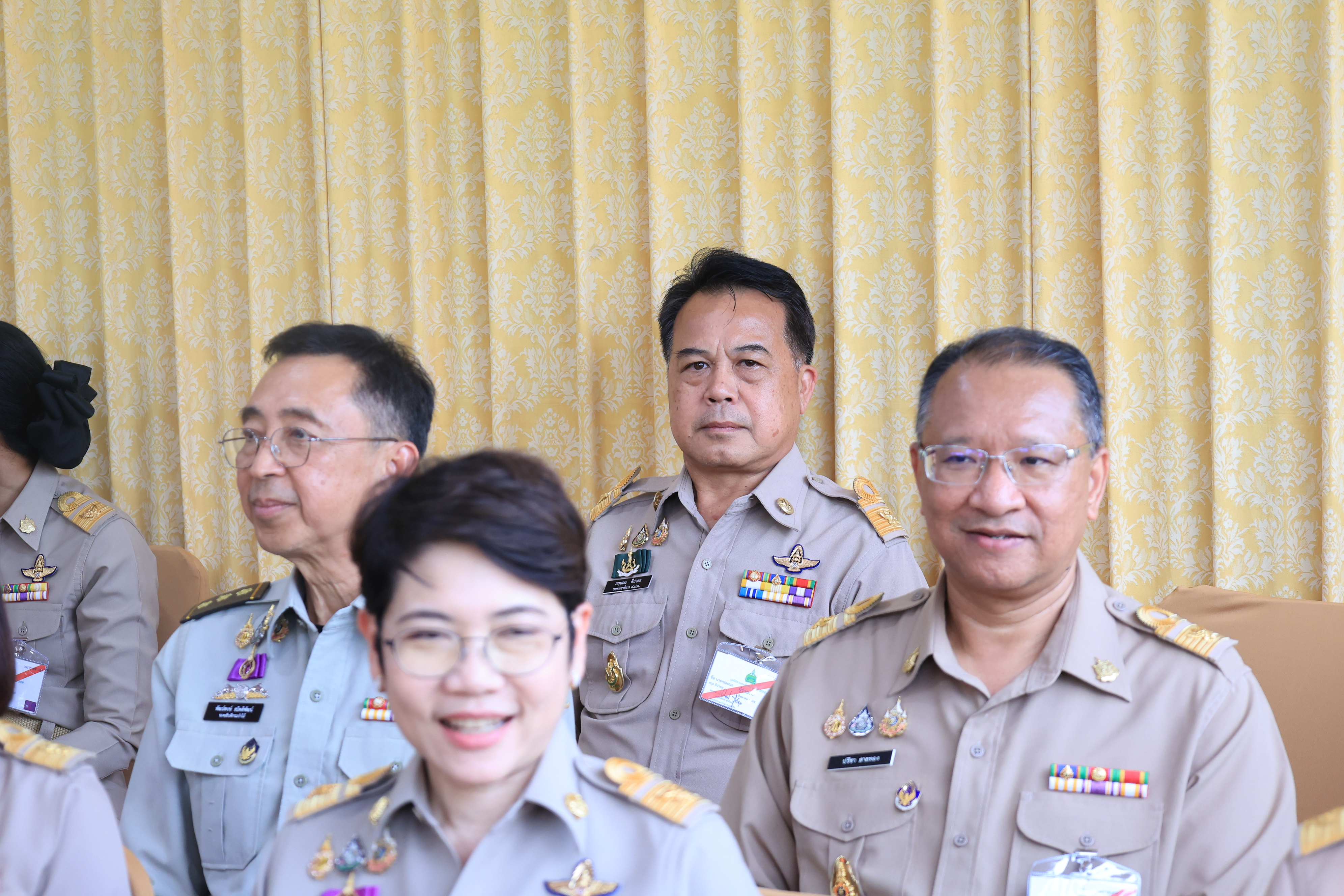title - สำนักงานการปฏิรูปที่ดินเพื่อเกษตรกรรม ร่วมเฝ้าฯ รับเสด็จ สมเด็จพระกนิษฐาธิราชเจ้า กรมสมเด็จพระเทพรัตนราชสุดา ฯ สยามบรมราชกุมารี เสด็จพระราชดำเนินไปทรงเปิดงาน “สีสรรพรรณไม้ เทิดไท้บรมราชินีนาถ”